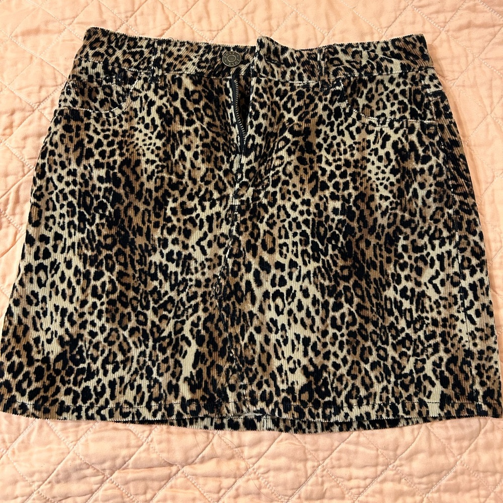 Cheetah skirt size 3/26